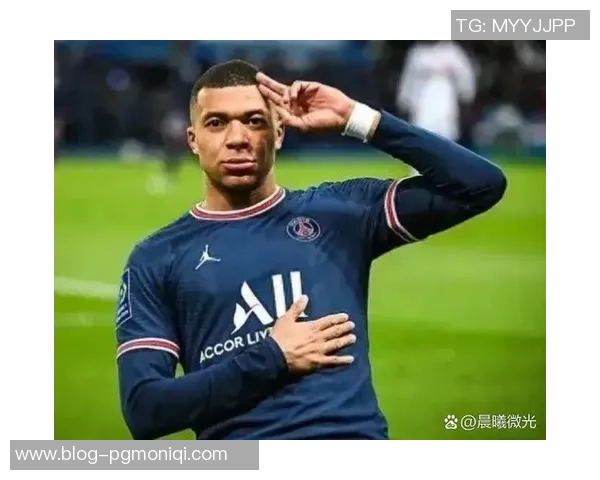 姆巴佩的足球传奇之路：从天才少年到世界顶级球星的成长故事